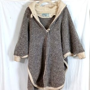 Eiden Knits 100% Iceland wool heavy hooded poncho